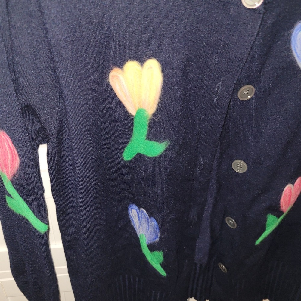 Aaeda Navy Blue Floral Tulip Felted Button Front Cardigan Sweater Womens Medium - Picture 7 of 8